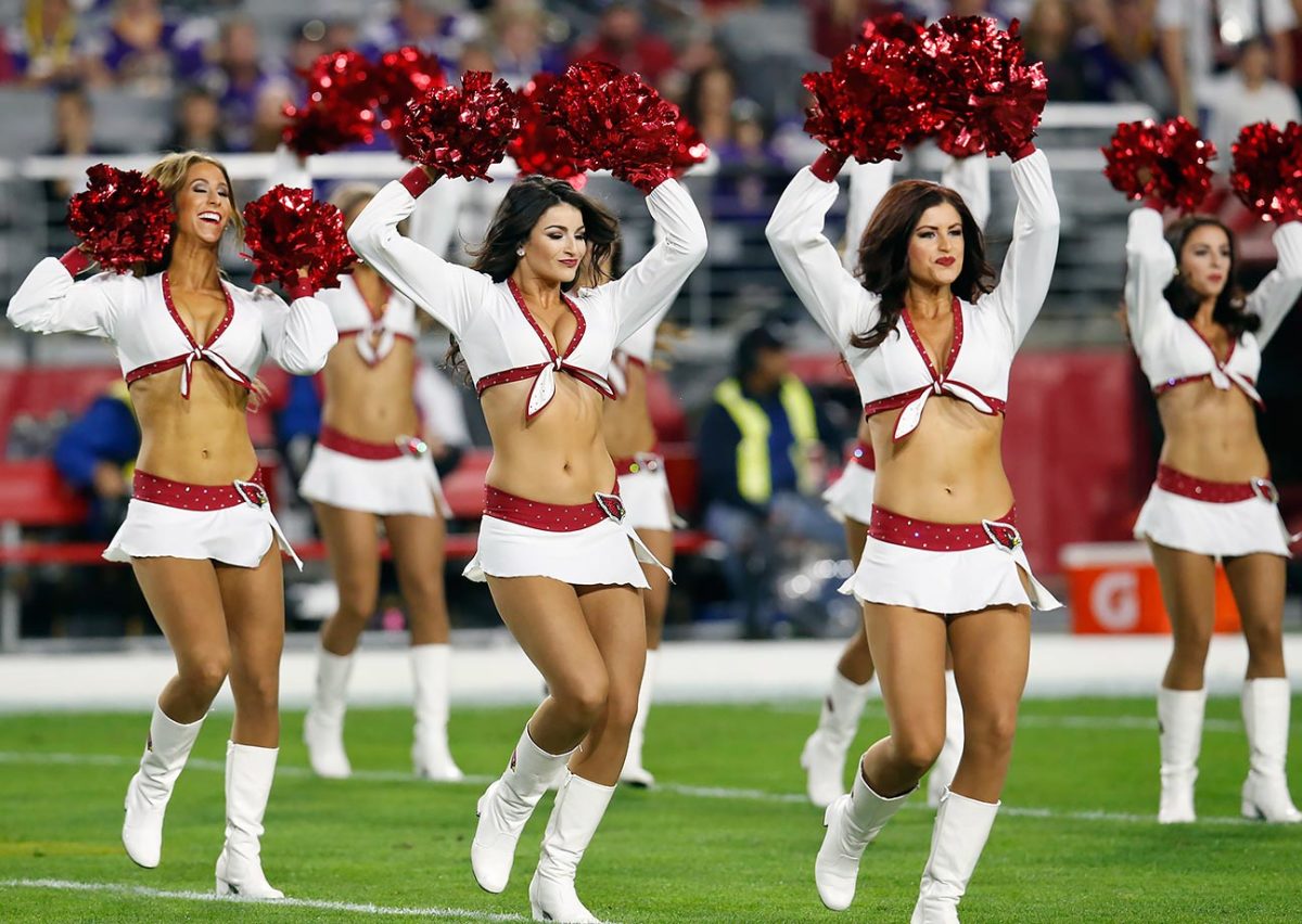 Arizona-Cardinals-cheerleaders-AP_173101098466.jpg