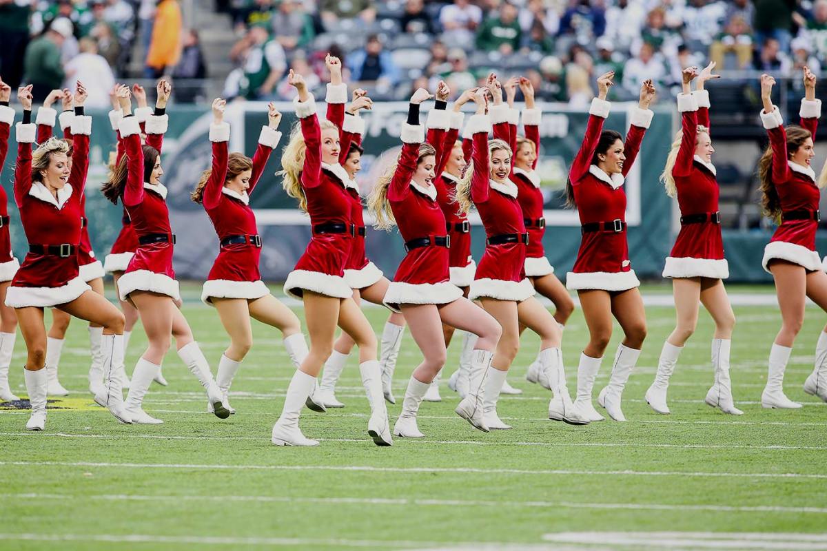 New-York-Jets-Flight-Crew-cheerleaders-CIF2015121345_Titans_at_Jets.jpg