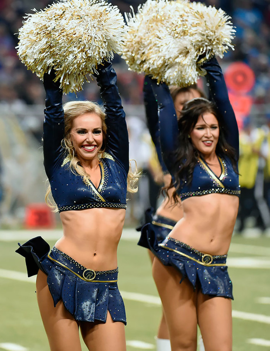 St-Louis-Rams-cheerleaders-AP_226189112181.jpg