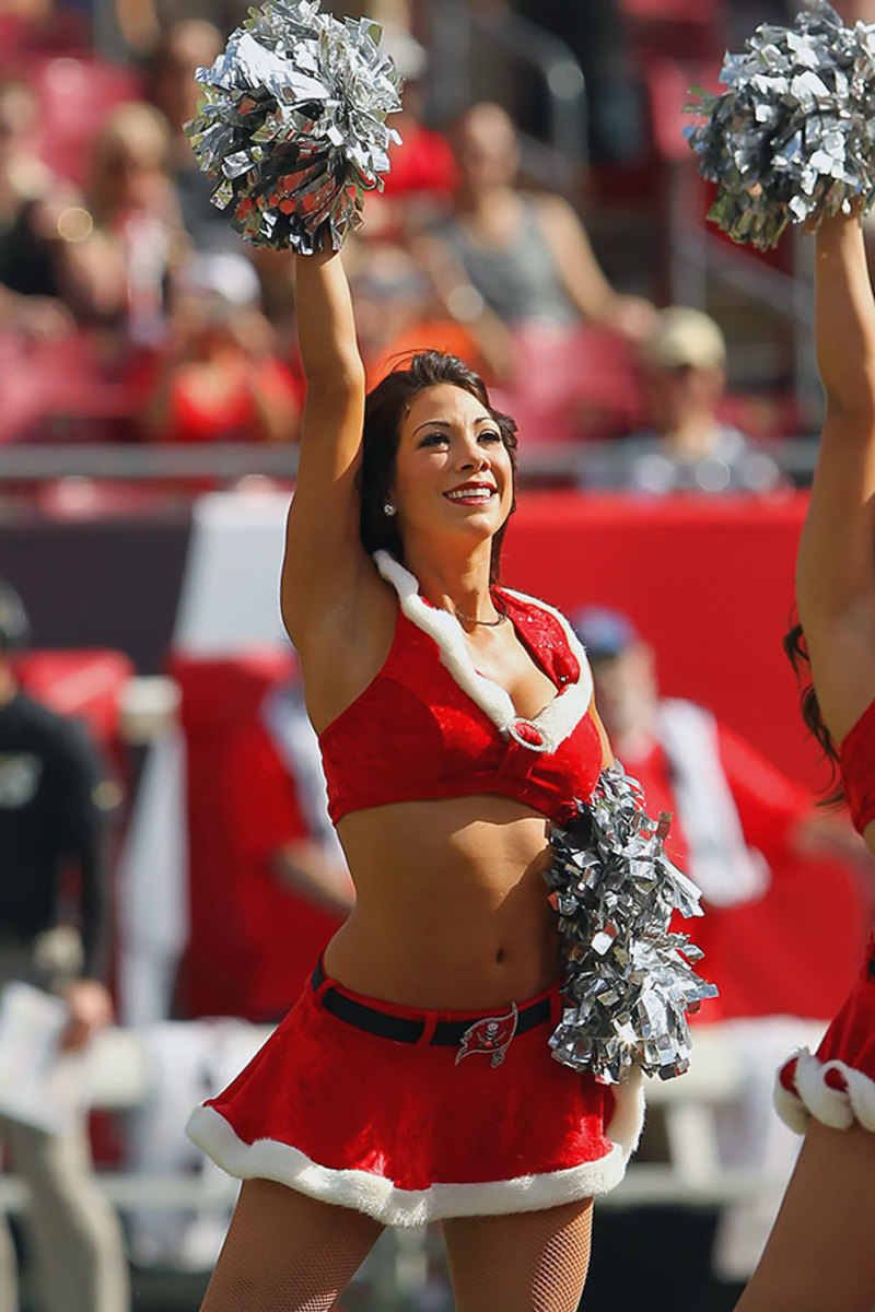 Tampa-Bay-Buccaneers-cheerleaders-Tampa-Bay--cheerleaders-357151213105_Saints_at_Bucs.jpg
