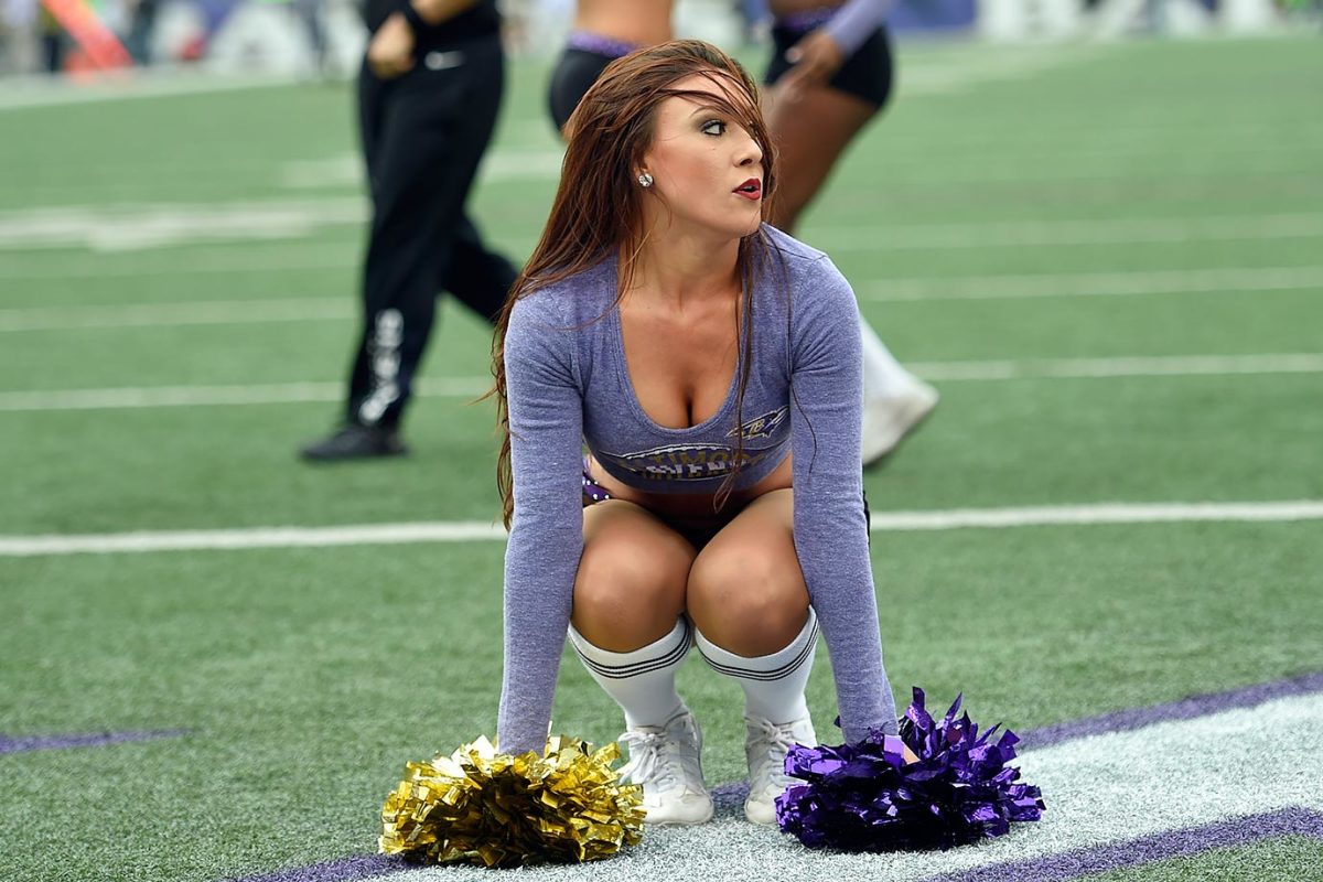 Baltimore-Ravens-cheerleaders-AP_699193622063.jpg