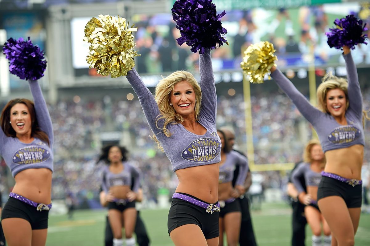 Baltimore-Ravens-cheerleaders-AP_696020830904.jpg