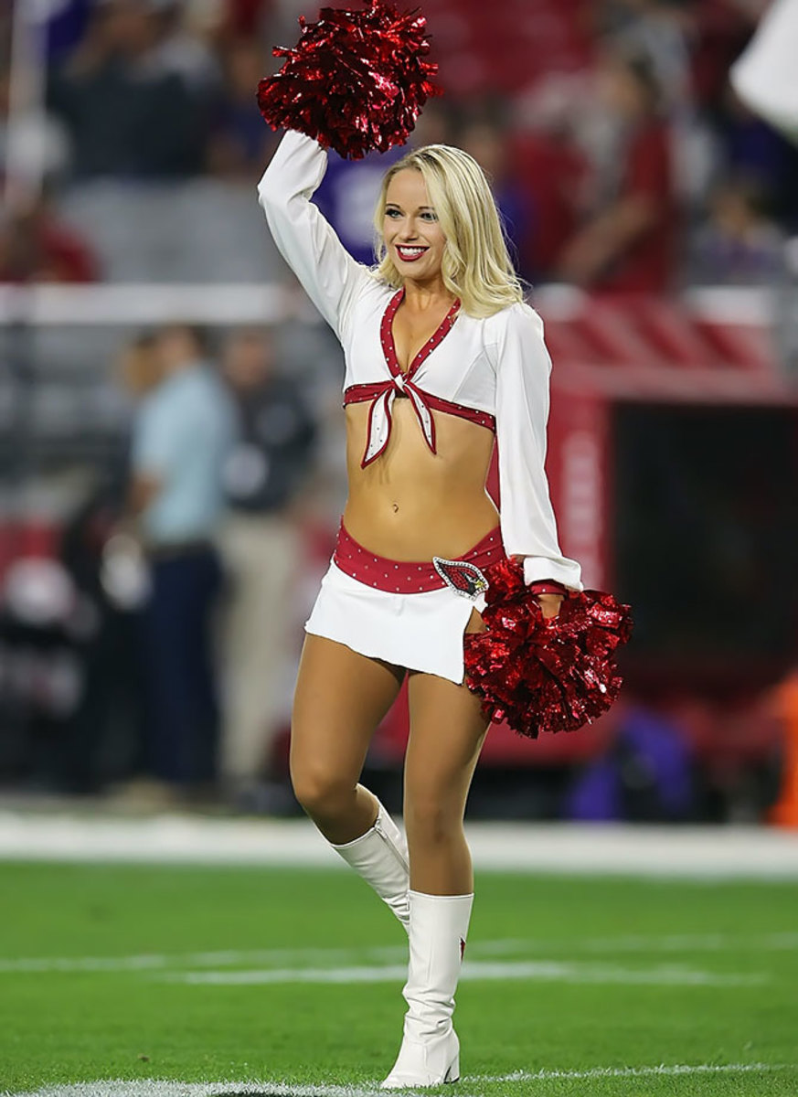 Arizona-Cardinals-cheerleaders-XYP_4653.jpg