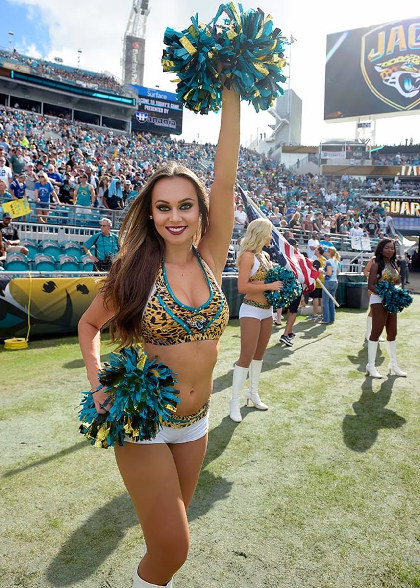 Jacksonville-Jaguars-ROAR-cheerleaders-AP_927323662268.jpg