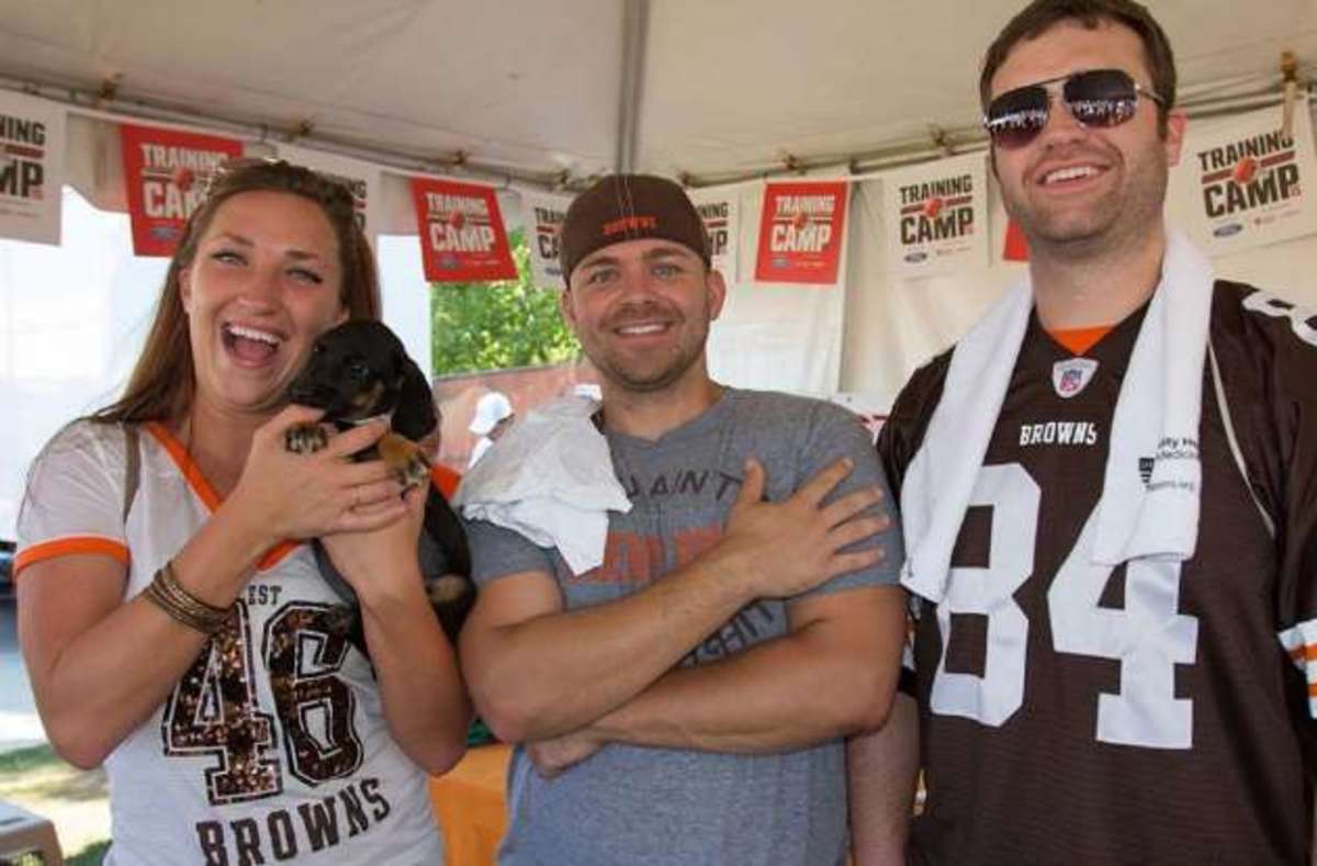 cleveland-browns-puppy-2.jpg