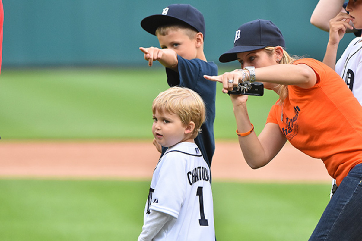 Carr throwing out the first pitch at a Tigers game this summer.