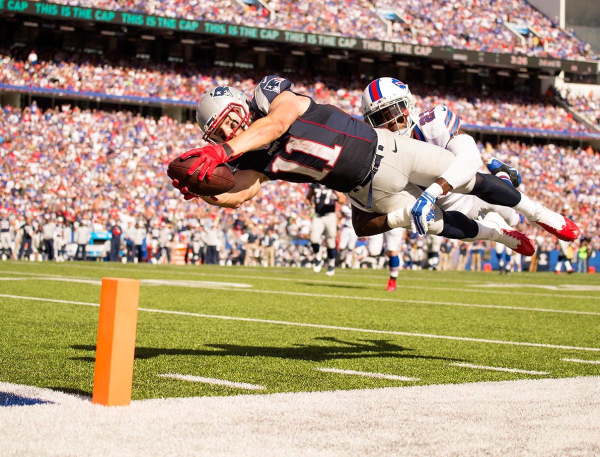 julian edelman X159946_TK1_02512.jpg