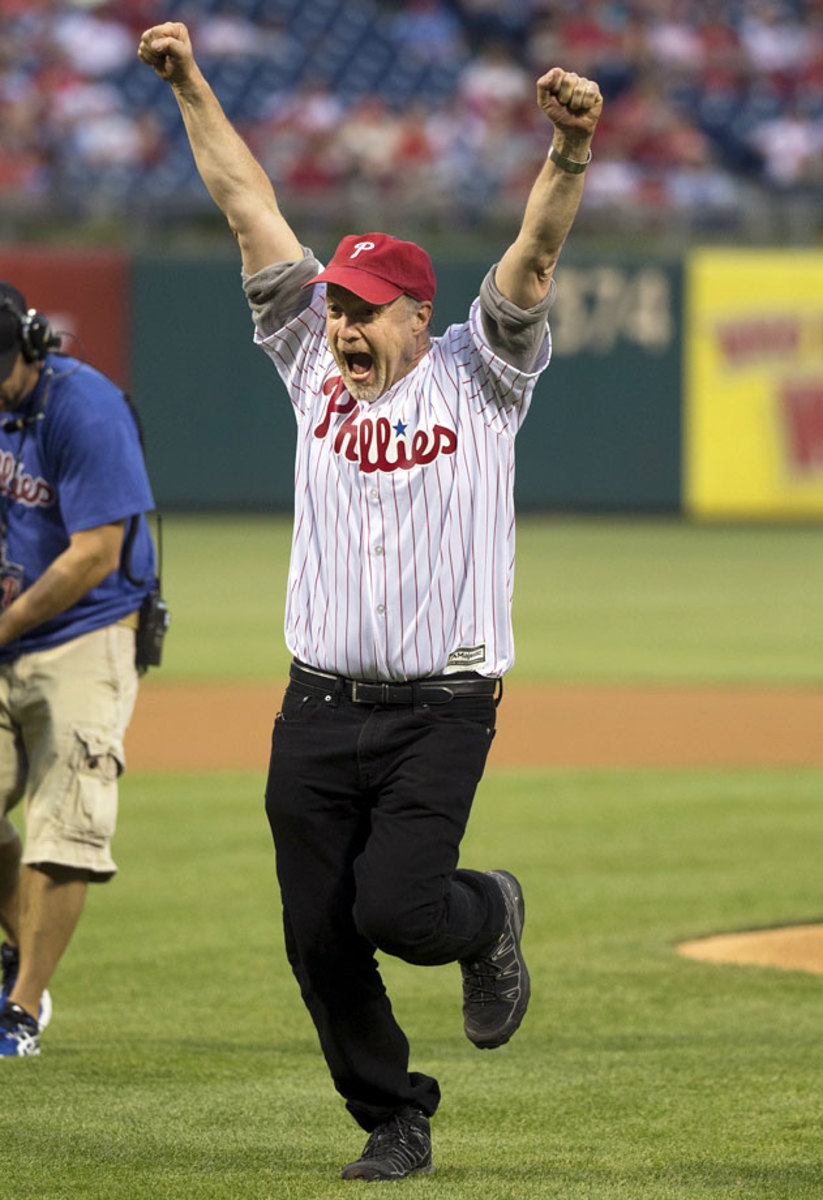 2015-0516-Jim-Cramer-first-pitch.jpg