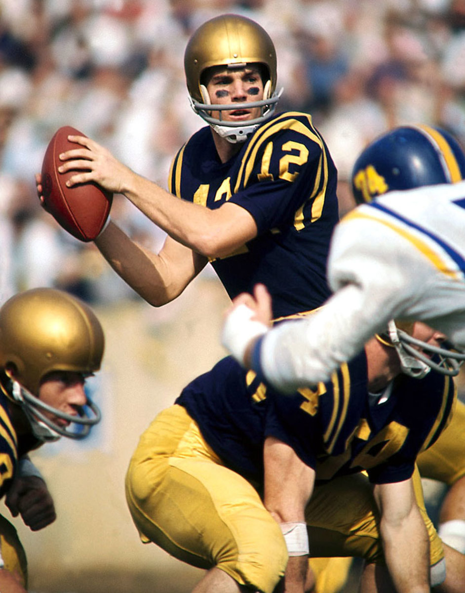 12-Roger-Staubach-076303499final.jpg