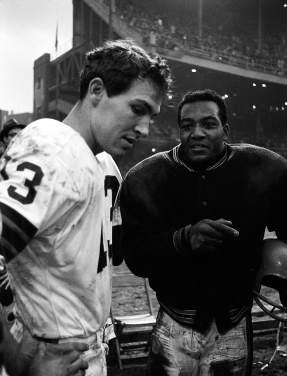 Brown and Ryan didn’t always see eye-to-eye, but their partnership produced the last Browns NFL championship, in 1964. (Photo: Neil Leifer/Sports Illustrated)