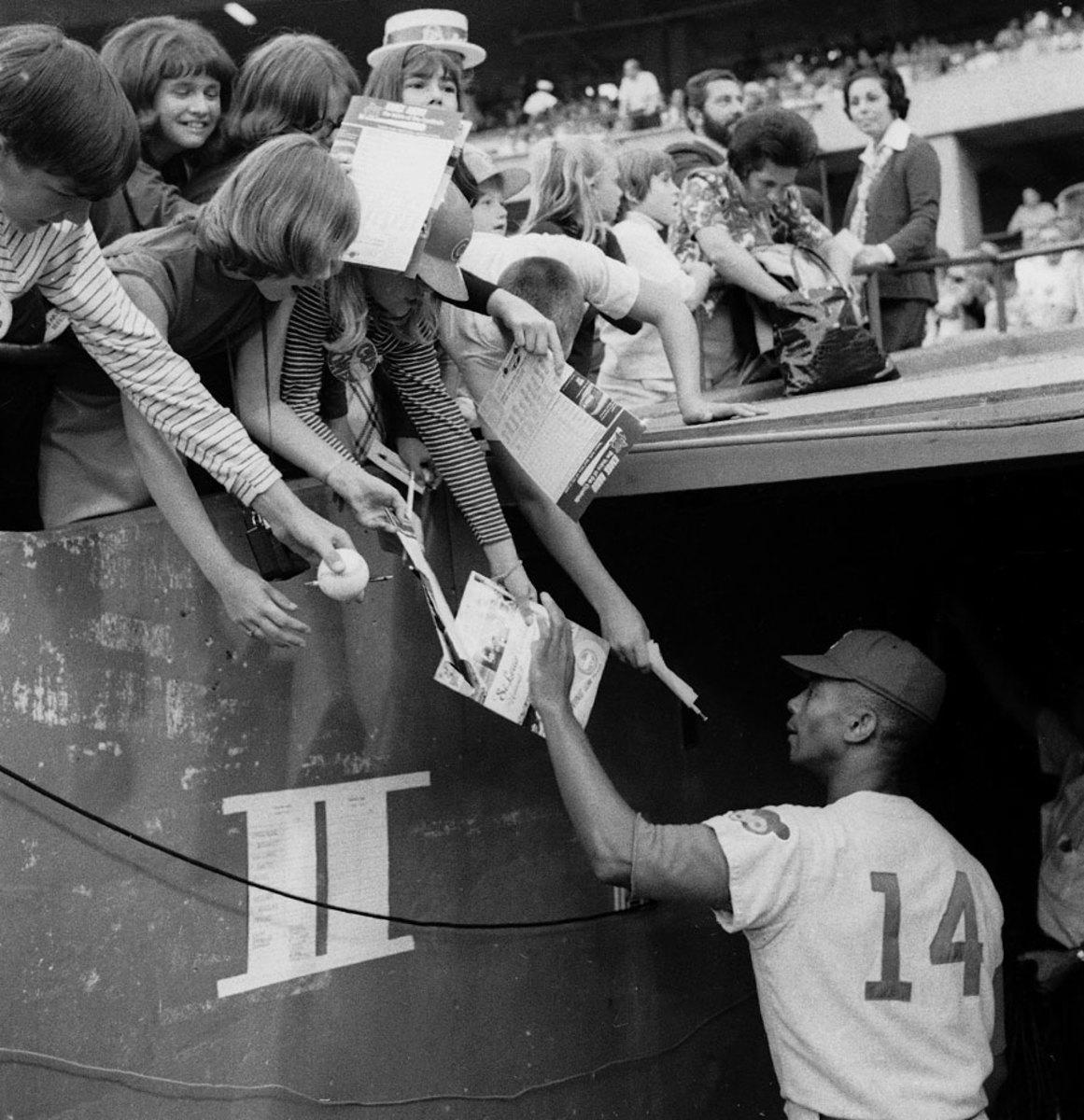 1969-Ernie-Banks-001301723r.jpg