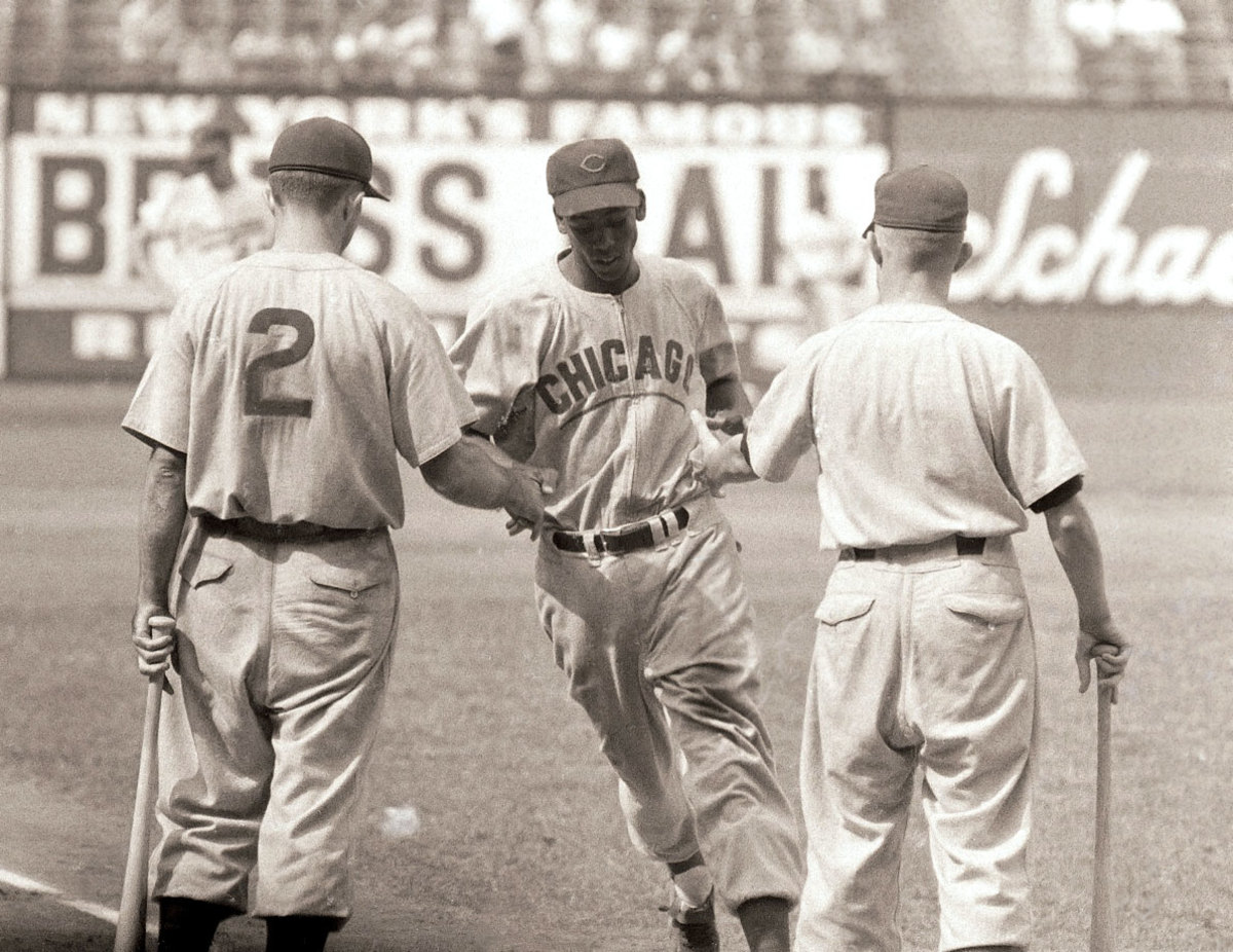 Classic SI Photos of Ernie Banks - Sports Illustrated