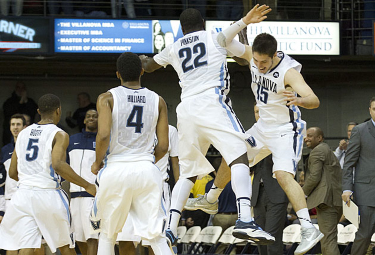 Villanova takes over a No. 1 seed in Bracket Watch