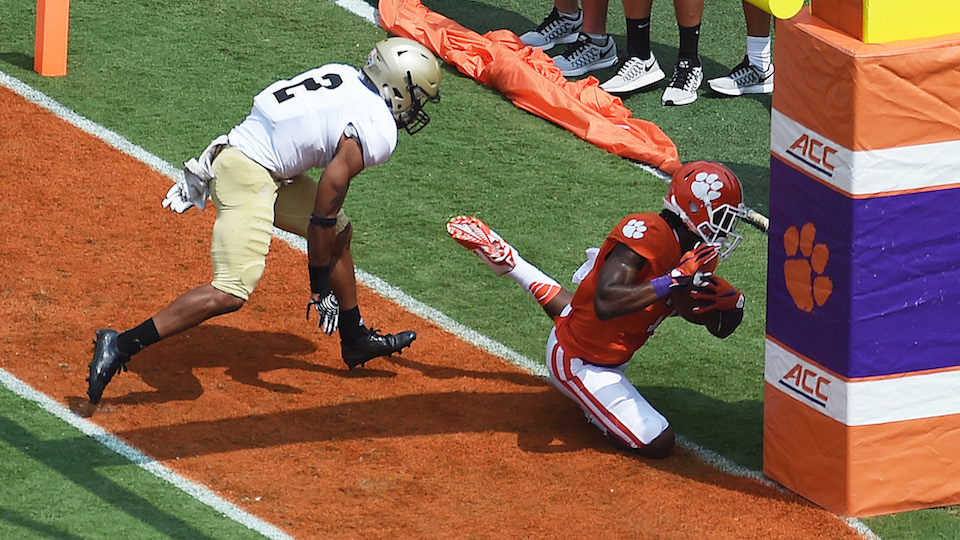 Clemson Tigers WR Mike Williams has neck fracture Sports Illustrated