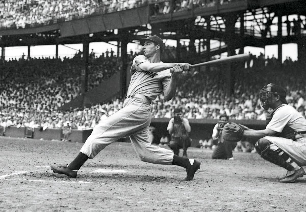 77-joe-dimaggio-1941-fs.jpg