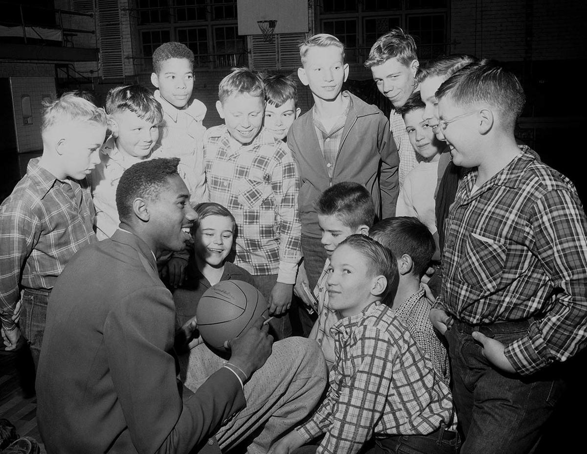 1956-Wilt-Chamberlain-junior-high-school-class.jpg