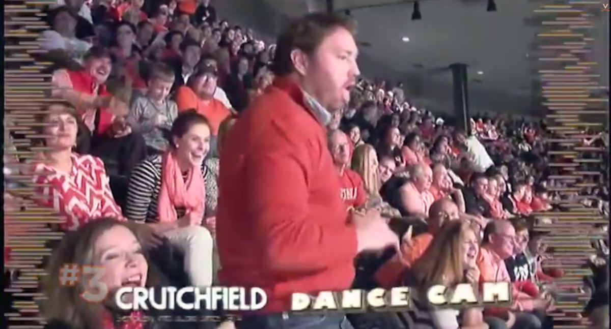 Virginia Cavaliers fans have some pretty awesome danceoffs Sports