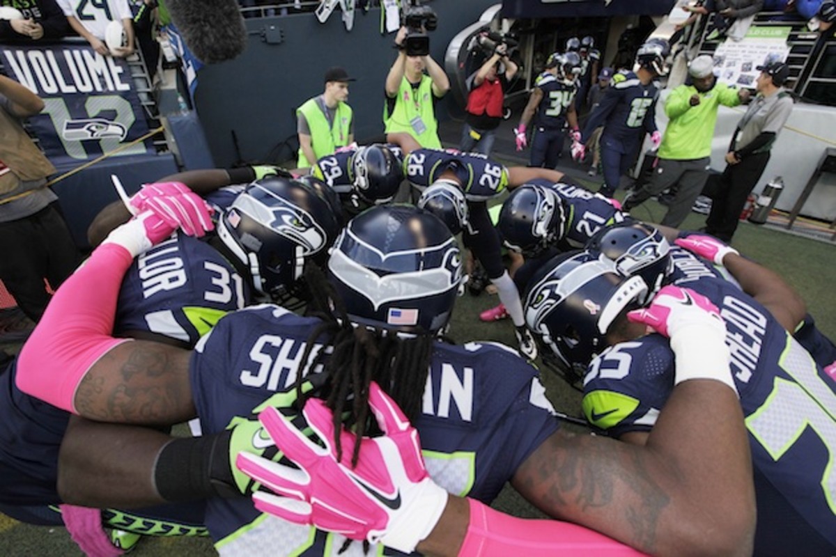 seattle-seahawks-struggles-end-of-a-dynasty-togetherness.jpg