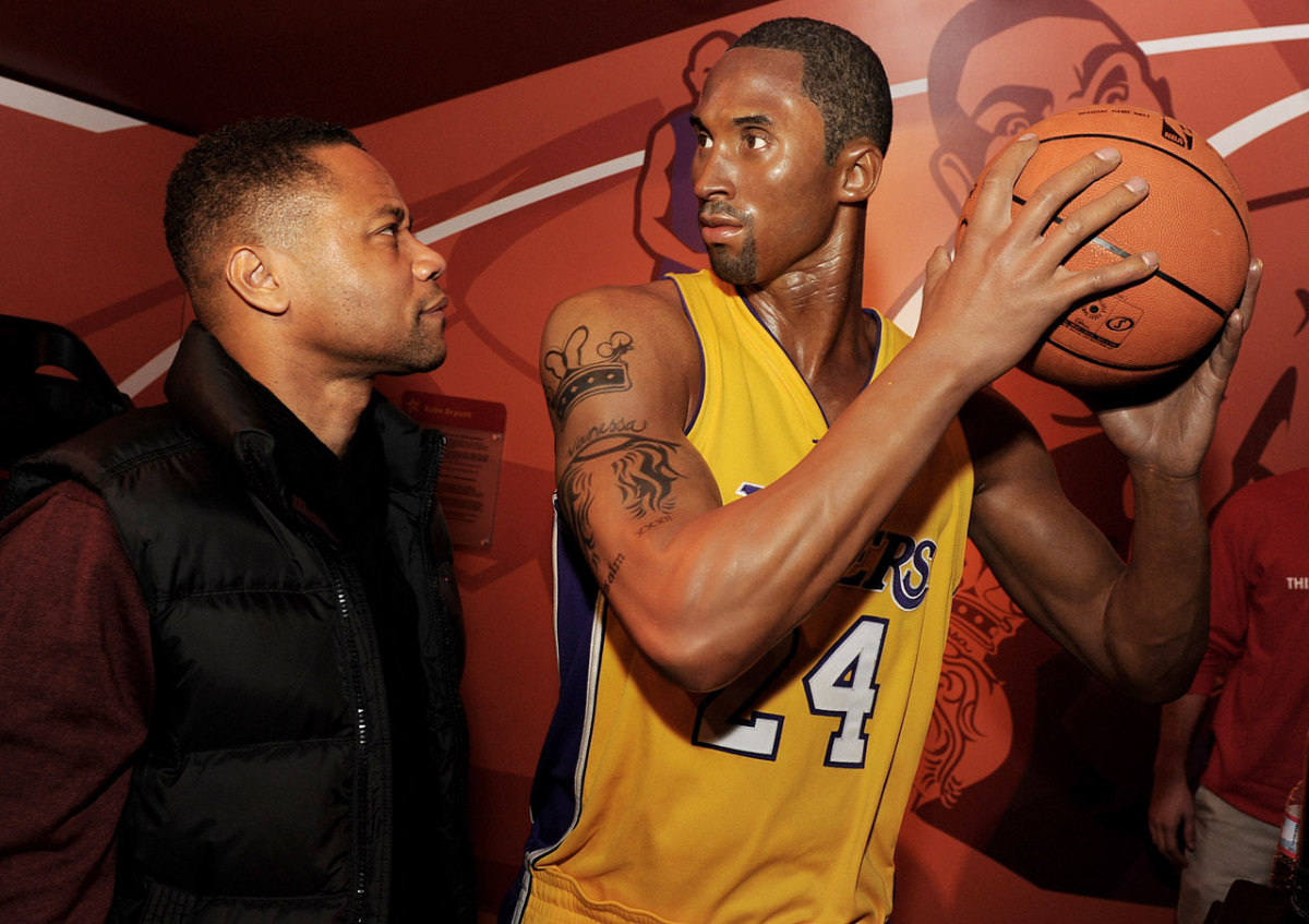 kobe-bryant-wax-figure-cuba-gooding-jr.jpg