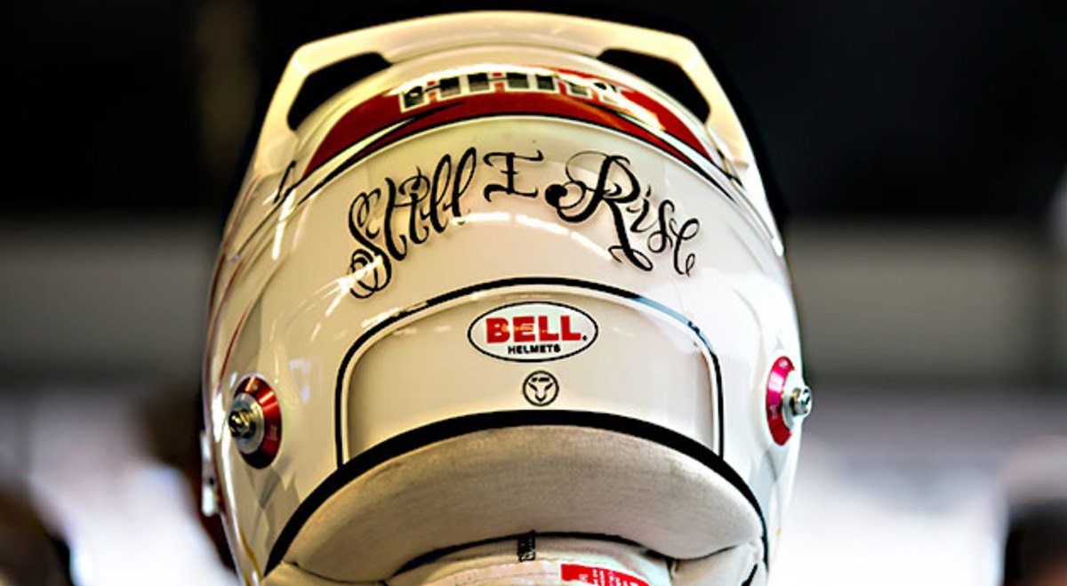 Lewis-Hamilton-helmet-Bruty.jpg