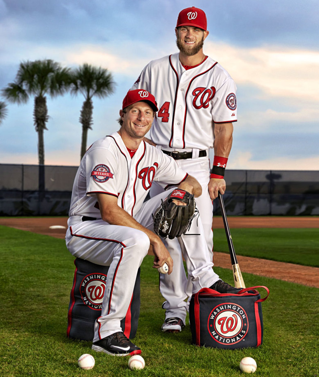 41-Washington-Nationals-2015-Max-Scherzer-Bryce-Harper-X159413_TK1_0024.jpg