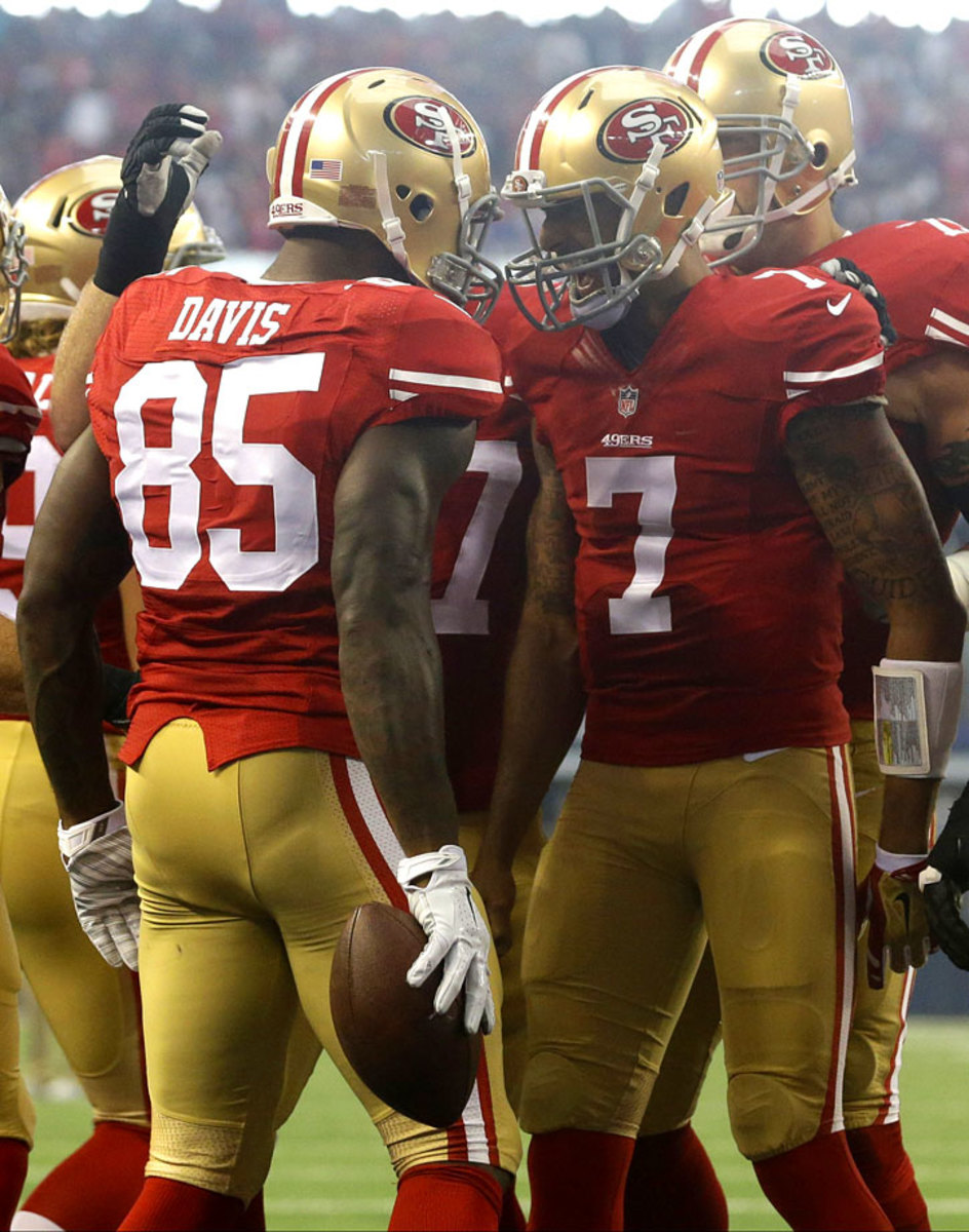 22-San-Francisco-49ers-Vernon-Davis-Colin-Kaepernick.jpg