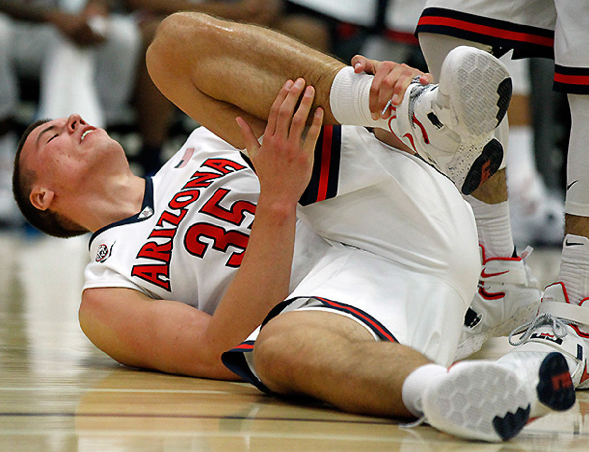 kaleb-tarczewski-injury-630.jpg