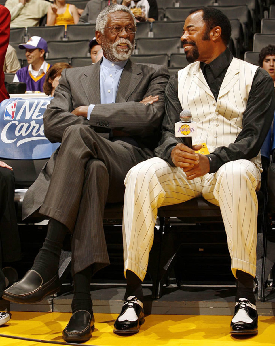 2006-0504-Walt-Clyde-Frazier-suit-Bill-Russell-015478748.jpg