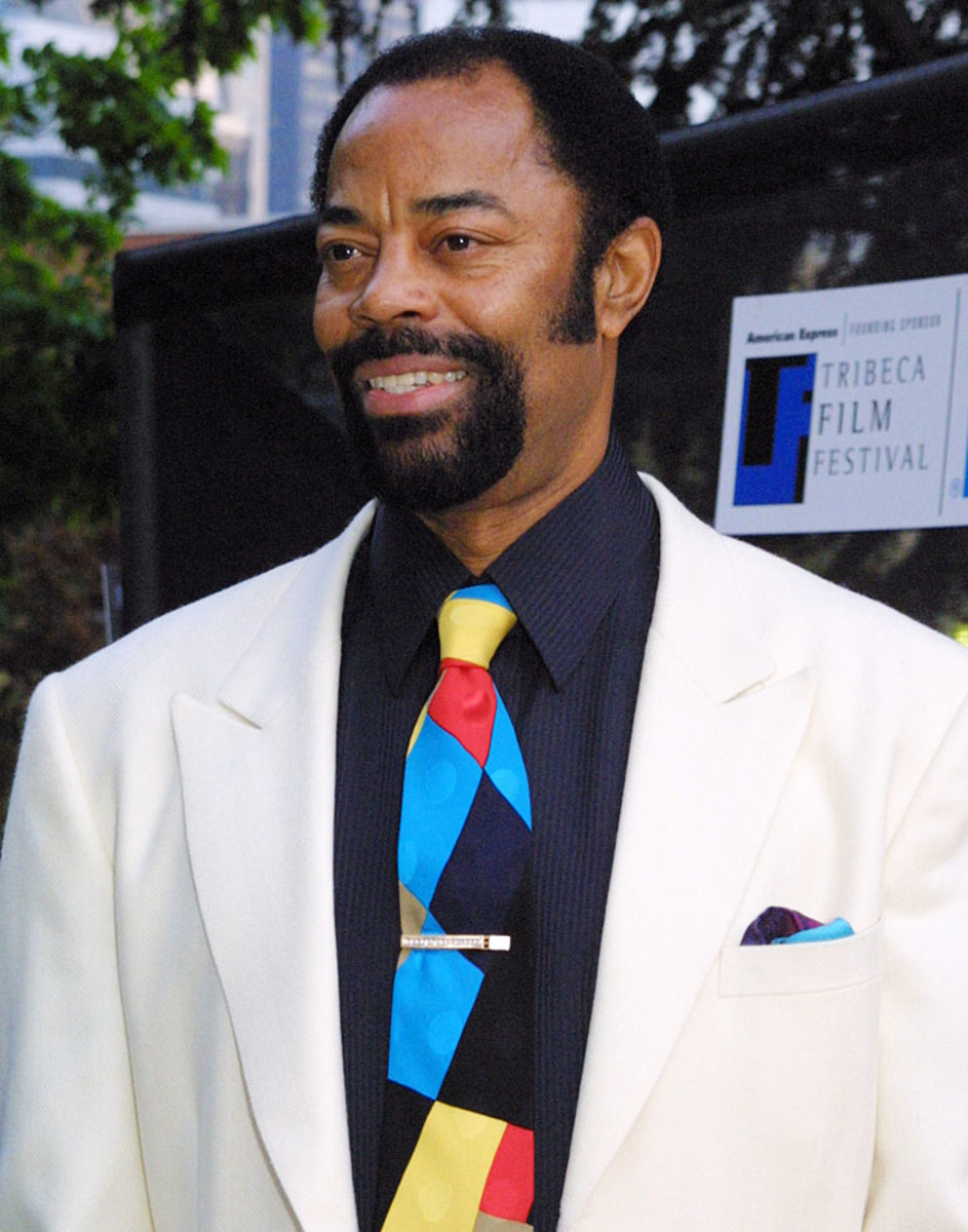 2003-0507-Walt-Clyde-Frazier-suit.jpg