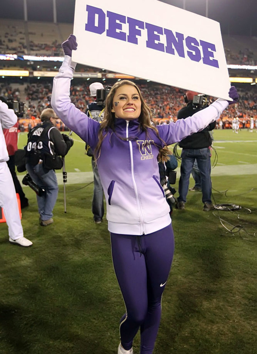 Cactus-Bowl-Washington-cheerleaders-BY4_3345.jpg