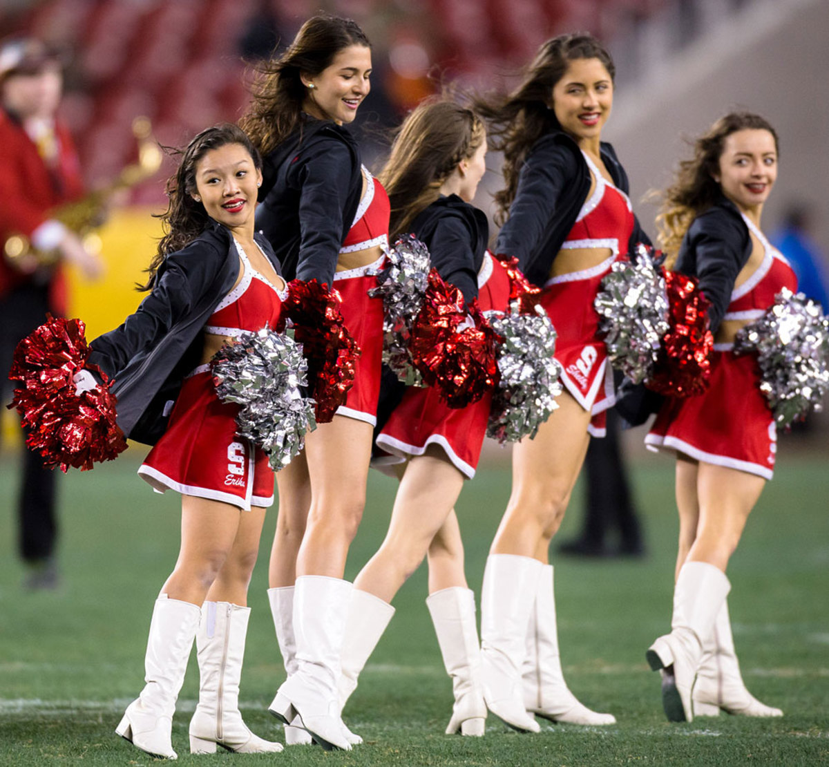 Foster-Farms-Bowl-Stanford-cheerleaders-CDT20141230068_maryland_at_Stanford.jpg