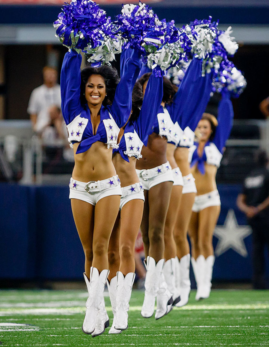 Dallas-Cowboys-cheerleaders-CEY150903724_Texans_AT_Cowboys.jpg