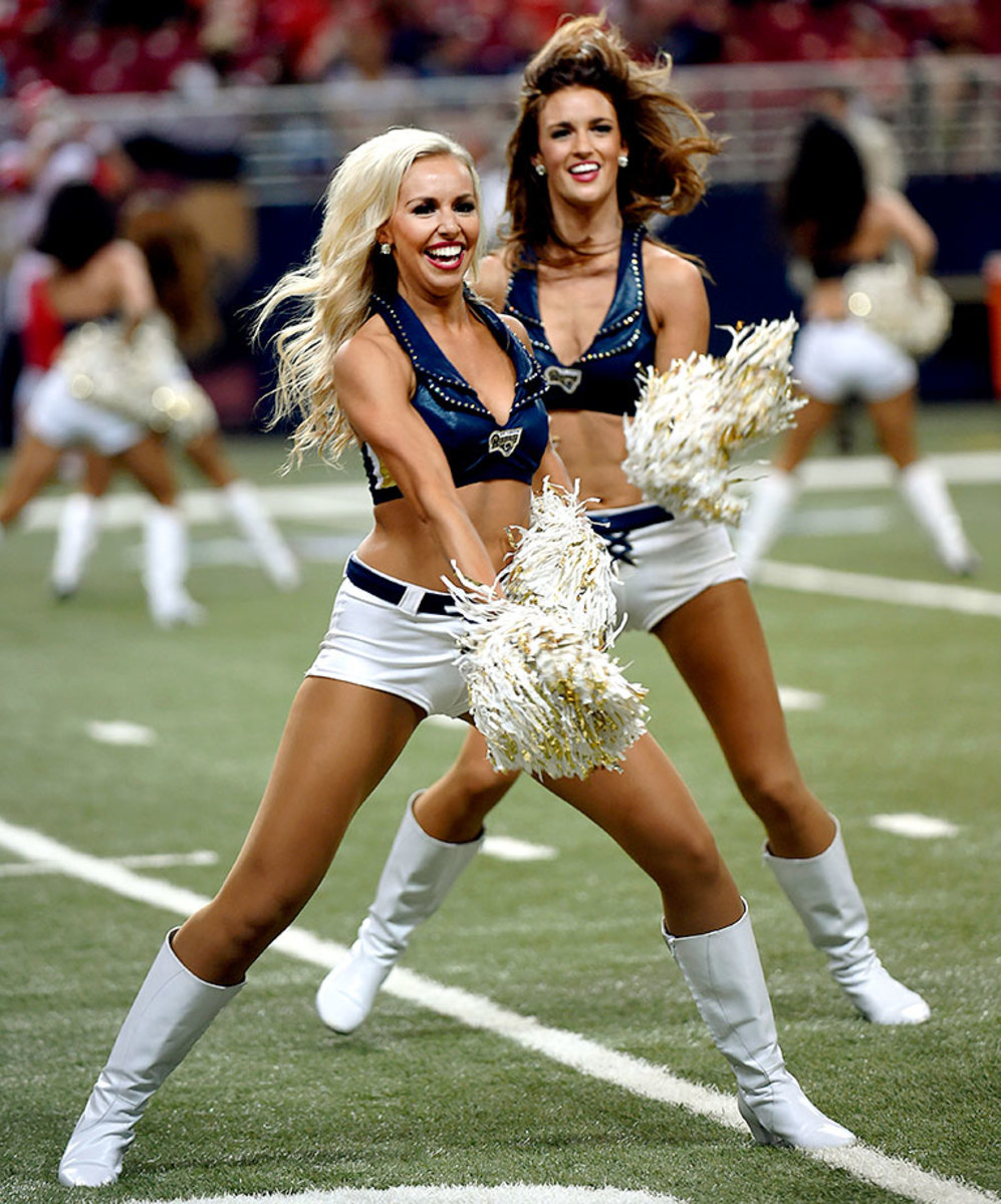 St-Louis-Rams-cheerleaders-AP_203356002121.jpg
