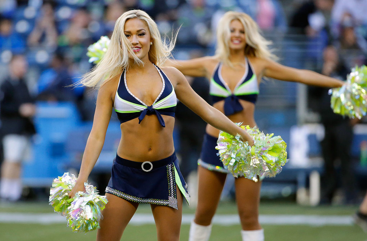 Seattle-Seahawks-Sea-Gals-cheerleaders-AP_738942454306.jpg