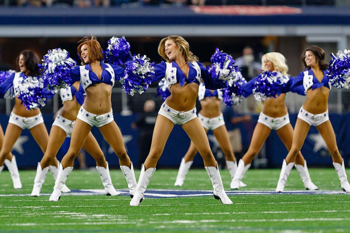 Dallas-Cowboys-cheerleaders-CEY150903750_Texans_AT_Cowboys.jpg