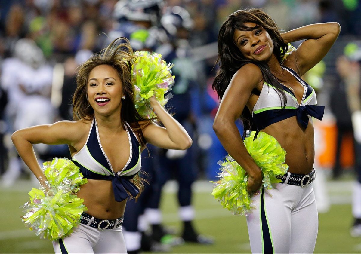 Seattle-Seahawks-Sea-Gals-cheerleaders-AP_106100362038.jpg