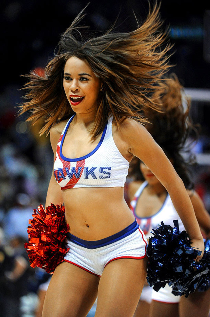 Atlanta-Hawks-Cheerleaders-fcce525d98f4484fbc1b1b88f646a672-0.jpg