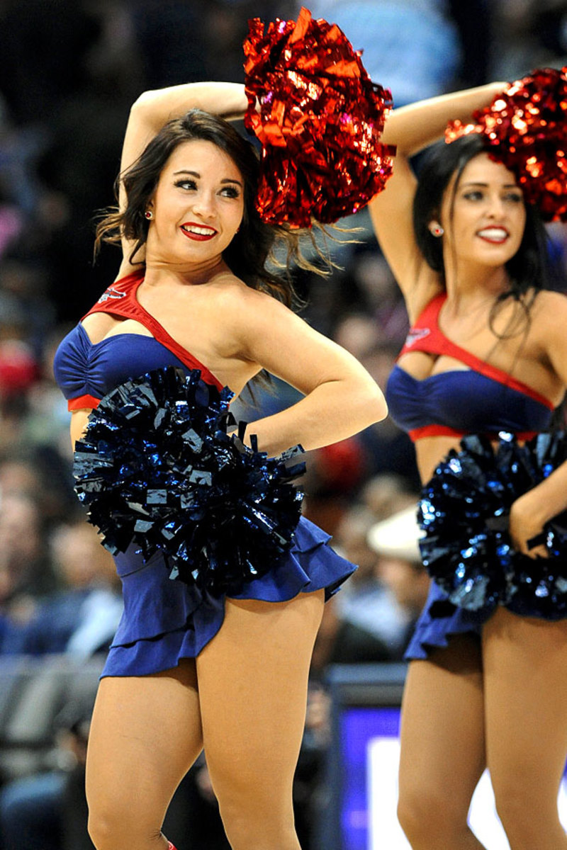 Atlanta-Hawks-Cheerleaders-5a6ed3d45d9145bb981d14a95acc682e-0.jpg