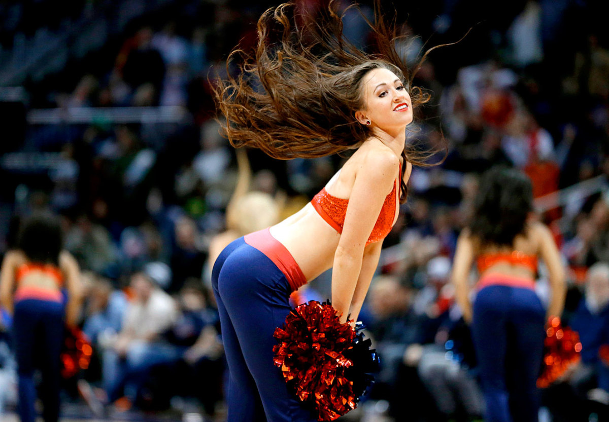 Atlanta-Hawks-Cheerleaders-db80200924424c50baf834a46fbc35e4-0.jpg