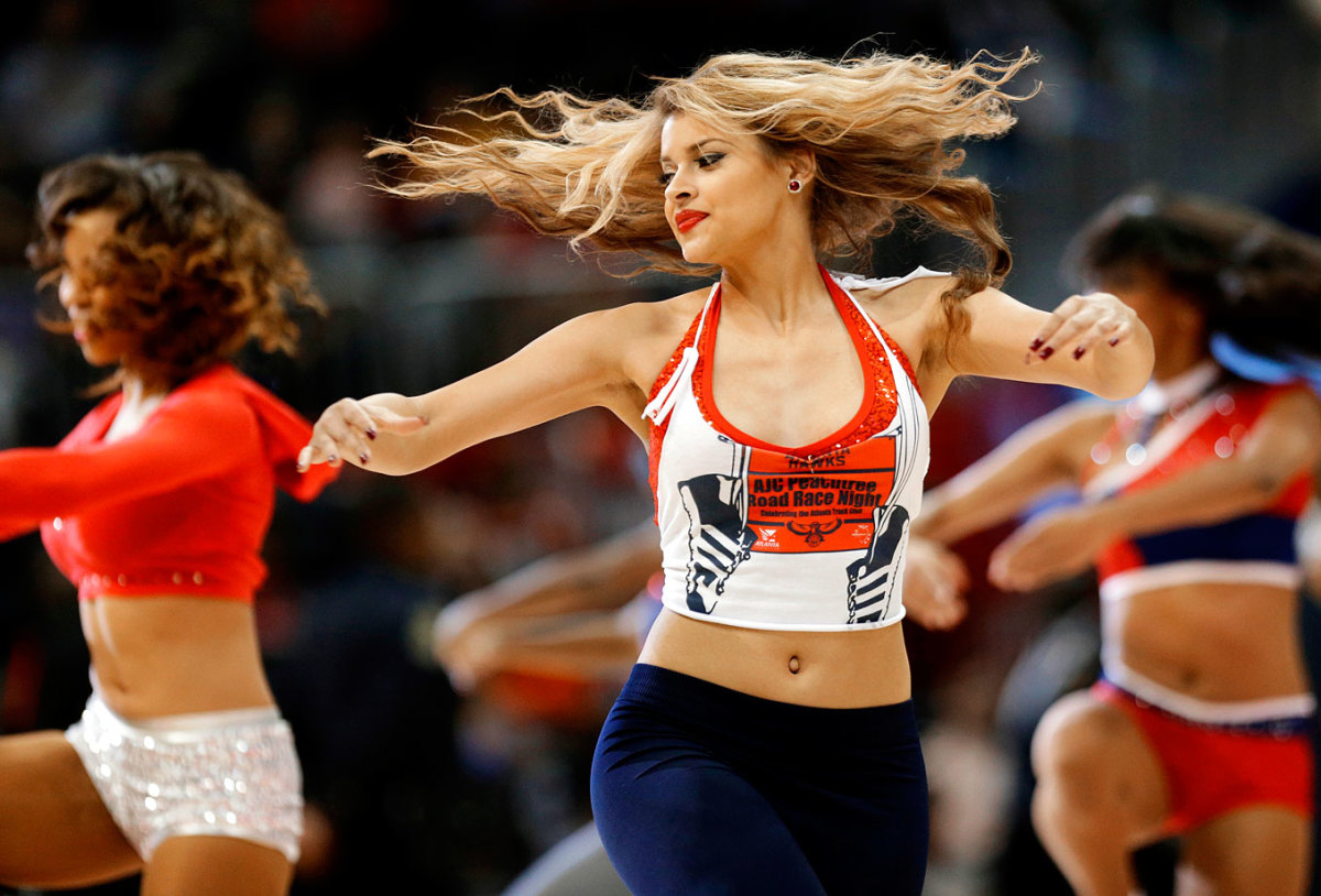 Atlanta-Hawks-Cheerleaders-416709224c97462d875328cb2f22caf3-0.jpg