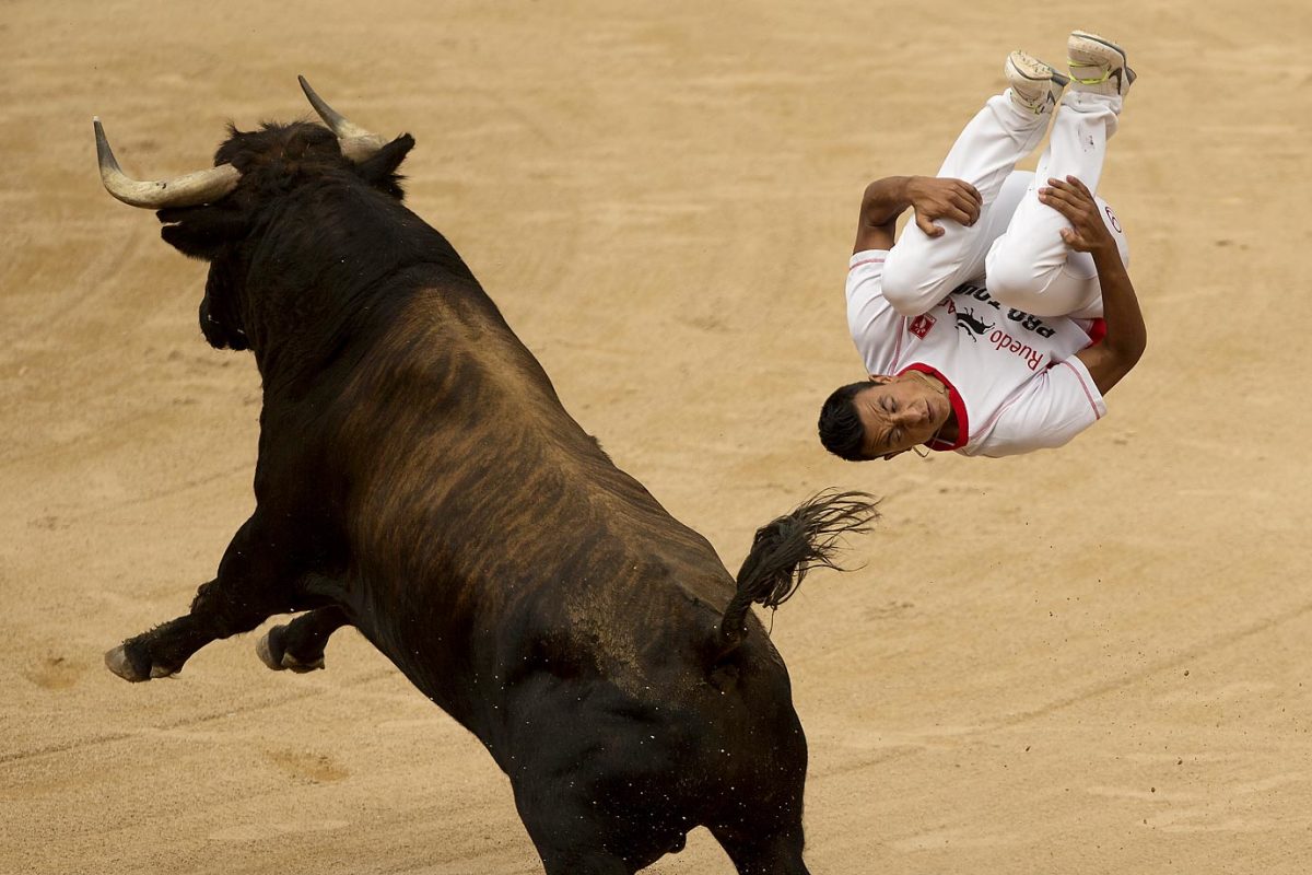 running-of-the-bulls-a9a2a5328521b5-0.jpg