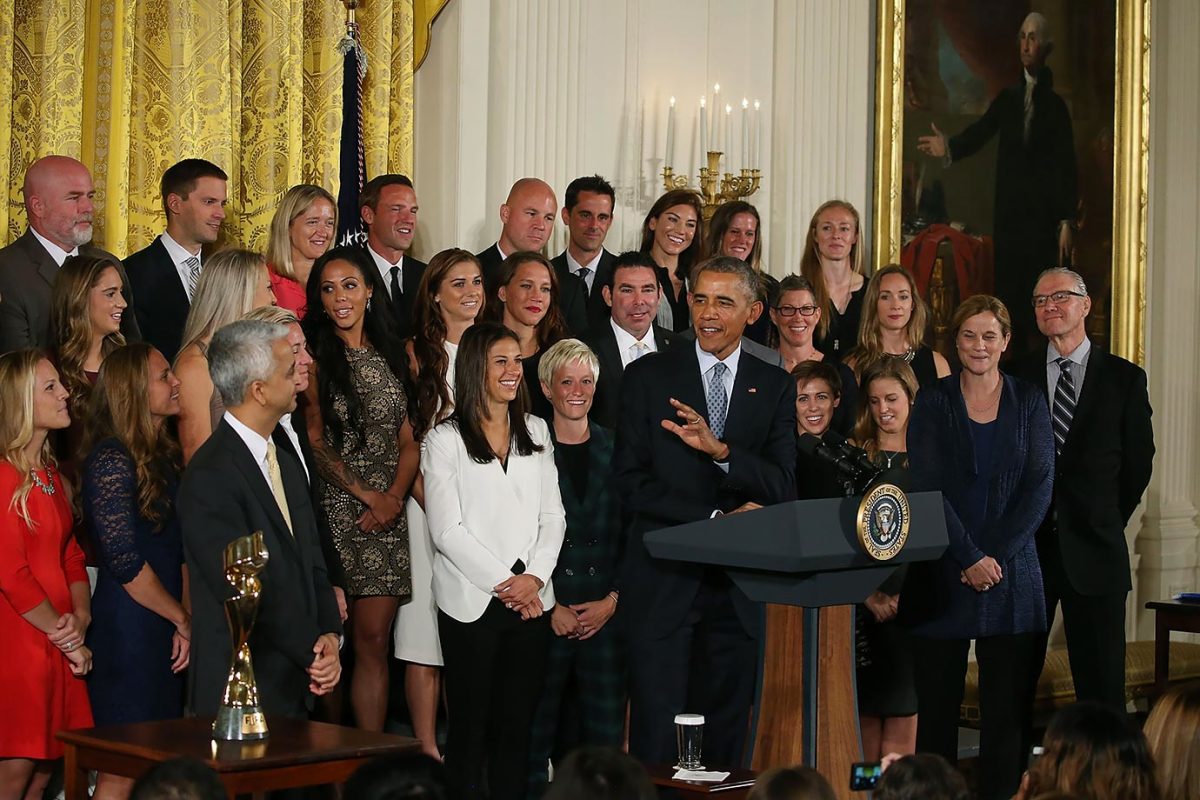 President-Barack-Obama-USWNT-494481230_master.jpg