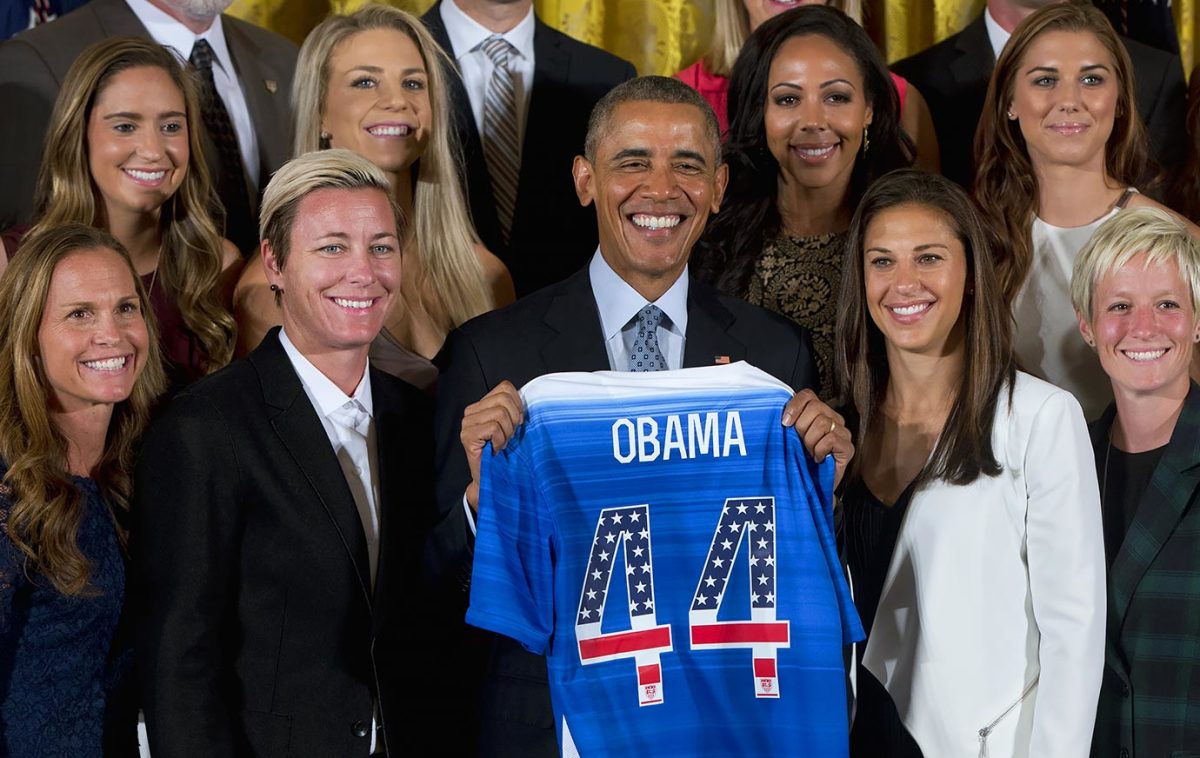 President-Barack-Obama-USWNT.jpg
