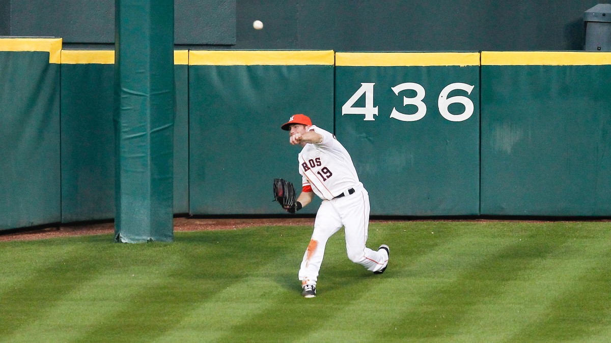 Houston Astros to remove centerfield hill, move fences in Sports