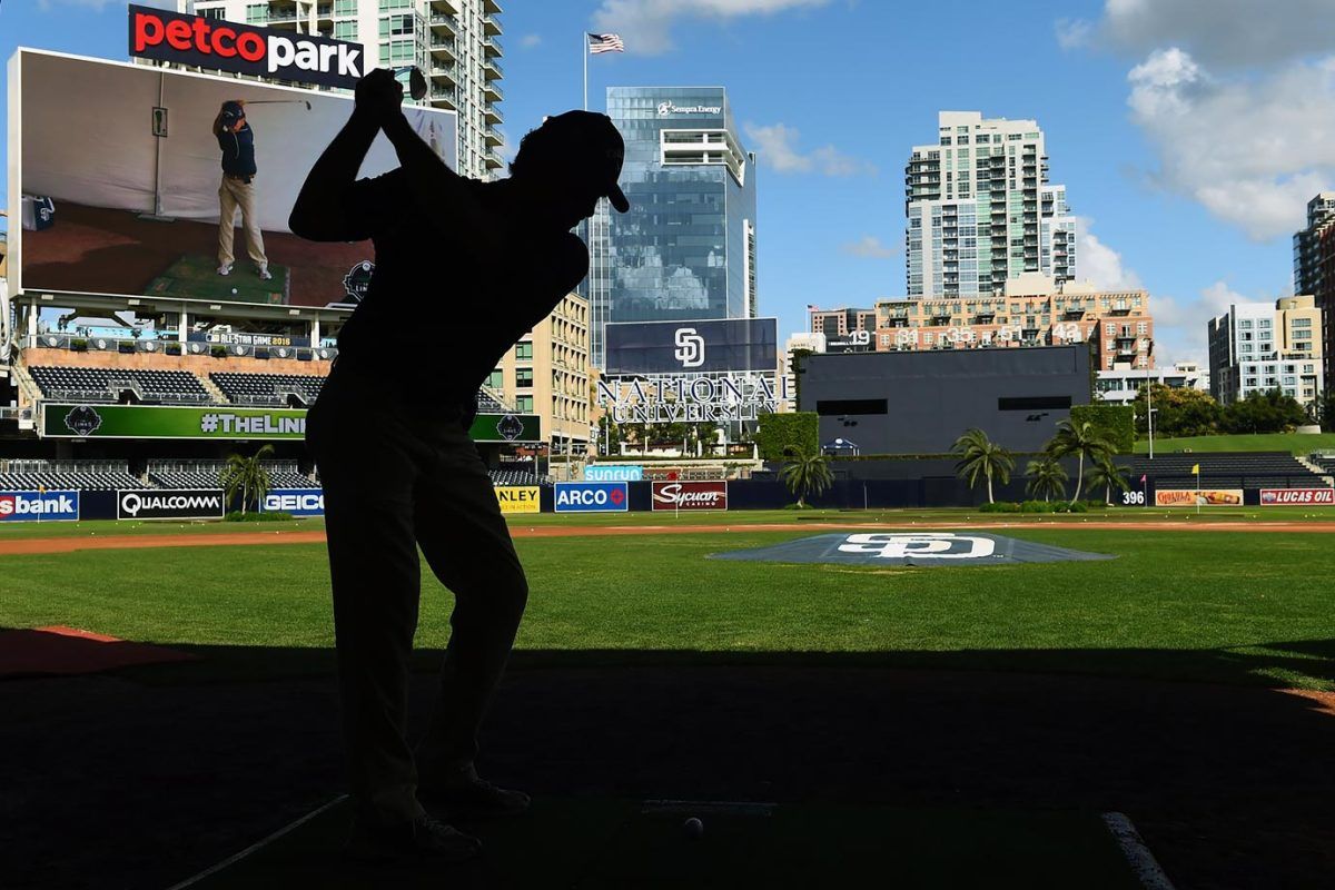 Golf-at-Petco-Park-X160117_TK1_0041.jpg