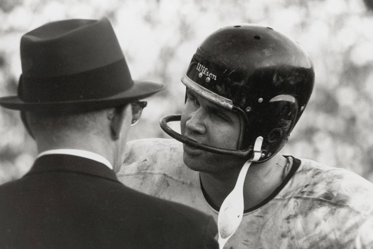 Ditka consults with Halas on the sideline in 1961, his rookie year. The two clashed often but developed an abiding respect.