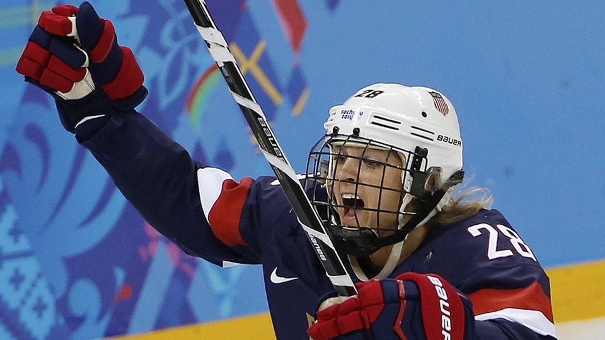 Amanda Kessel USA Olympic hockey star retires due to concussions