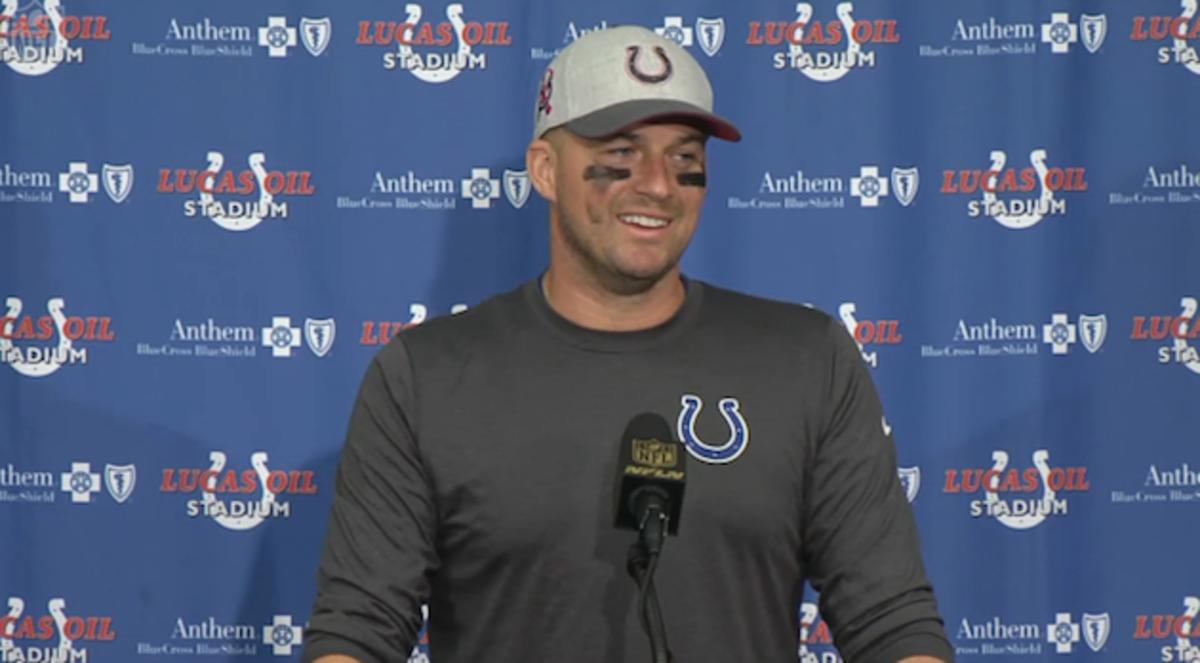 nfl-red-carpet-fashion-week-4-matt-hasselbeck.png