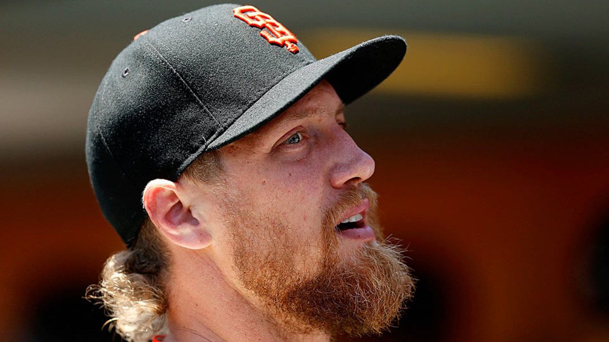 Watch Giants' Hunter Pence turns great double play in return Sports