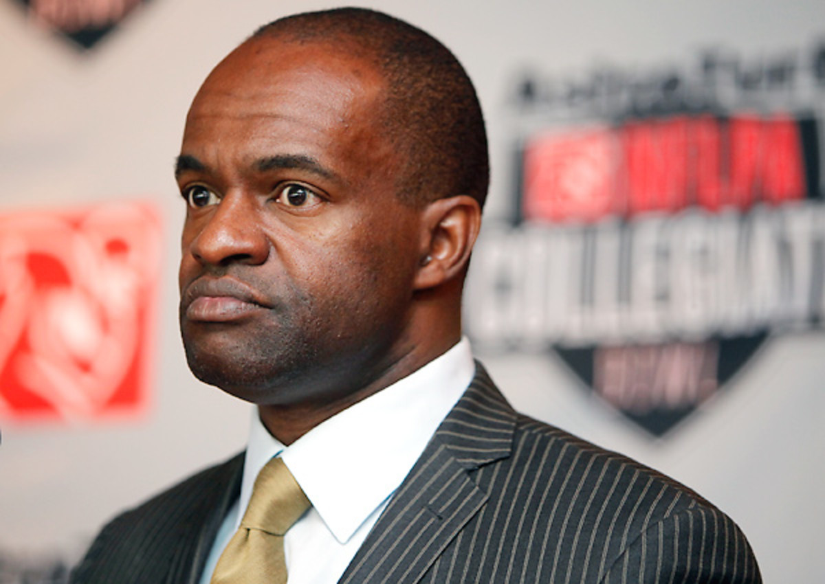 NFLPA head DeMaurice Smith issues support for Northwestern's union